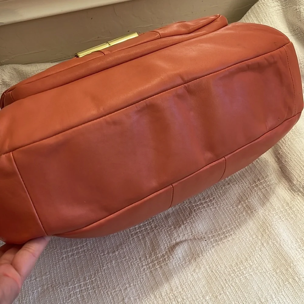 Coach this bag